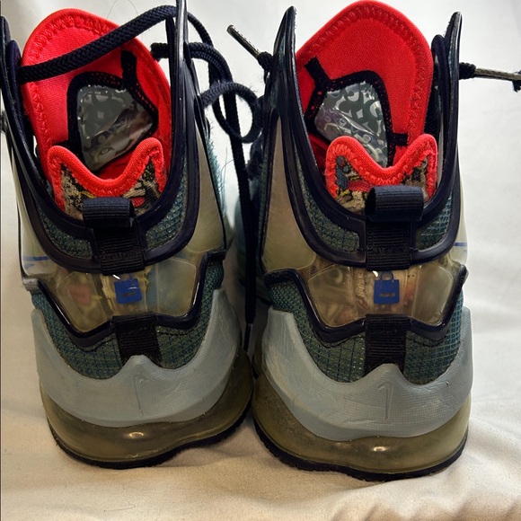 Nike LeBron 19 'Fast Food - Dutch Blue' basketball shoes. Size US 6.5 - Picture 5 of 14